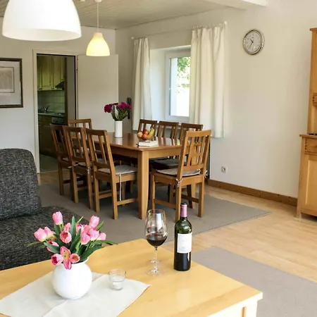 Waldblick, 130 Qm, 3 Schlafzimmer *